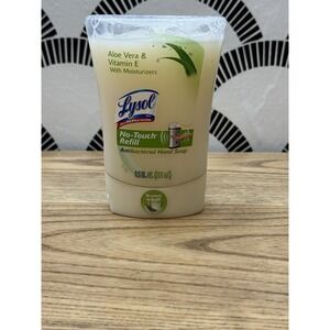 Lysol No Touch Soft On Skin Soap Refill Moisturizing‎ Aloe & Vitamin E
